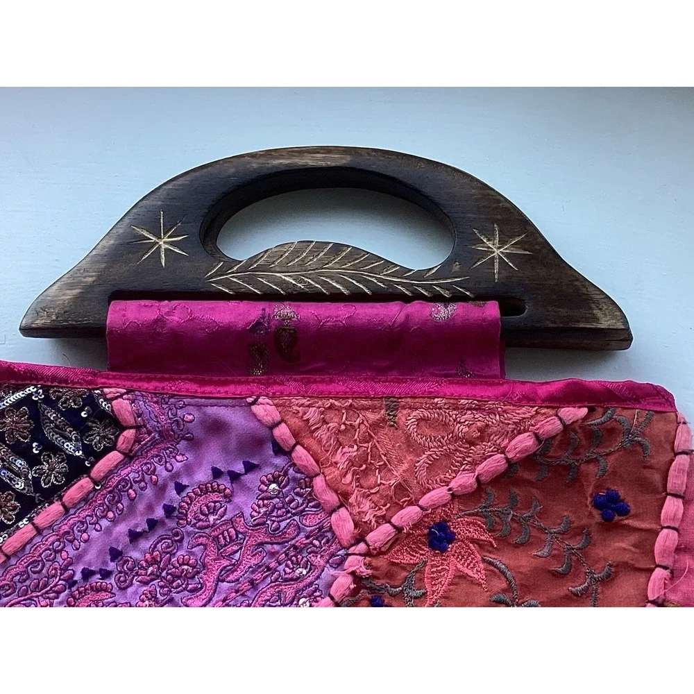 Vtg‎ India Embroidered Fabric Purse Handbag W/ Carved Wood Handles Boho Colorful